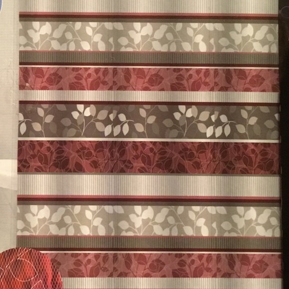 Shower Curtain NWOT - cloth - Picture 3 of 4